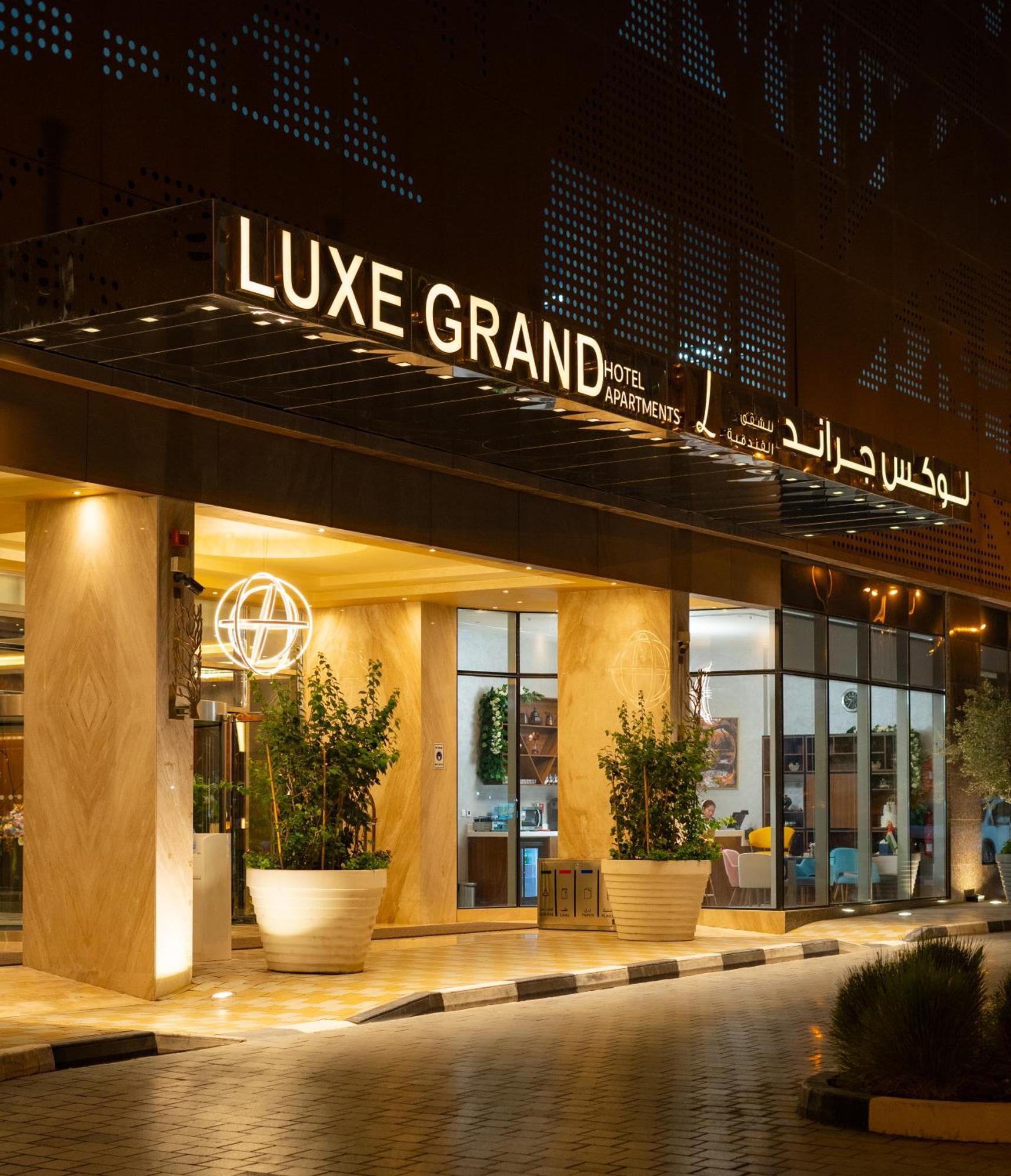 Luxe Grand Hotel Apartments Sharjah Esterno foto